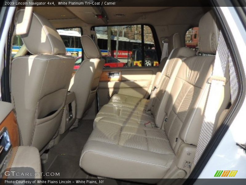 White Platinum Tri-Coat / Camel 2009 Lincoln Navigator 4x4