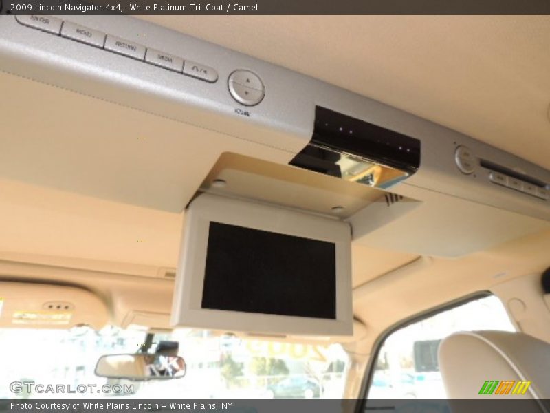 White Platinum Tri-Coat / Camel 2009 Lincoln Navigator 4x4