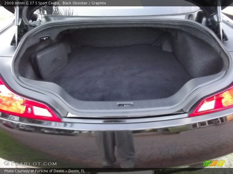  2009 G 37 S Sport Coupe Trunk