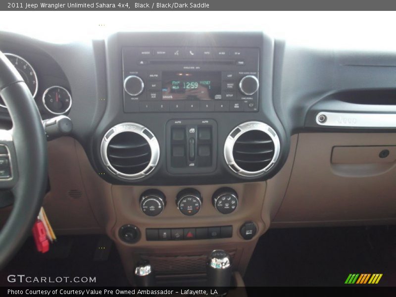 Black / Black/Dark Saddle 2011 Jeep Wrangler Unlimited Sahara 4x4
