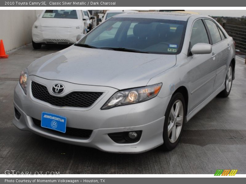 Classic Silver Metallic / Dark Charcoal 2010 Toyota Camry SE