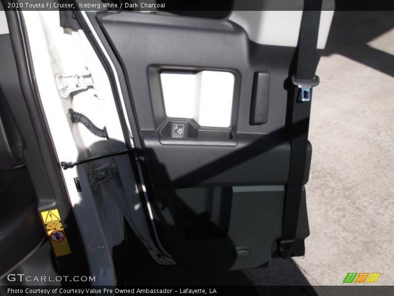 Iceberg White / Dark Charcoal 2010 Toyota FJ Cruiser