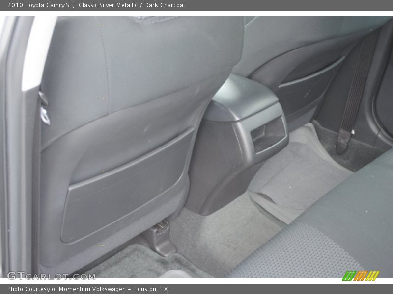 Classic Silver Metallic / Dark Charcoal 2010 Toyota Camry SE