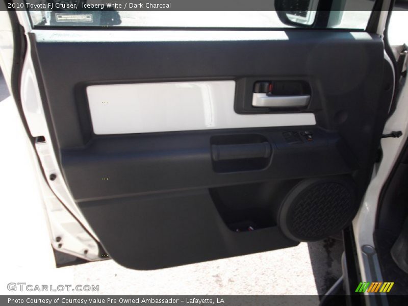 Iceberg White / Dark Charcoal 2010 Toyota FJ Cruiser