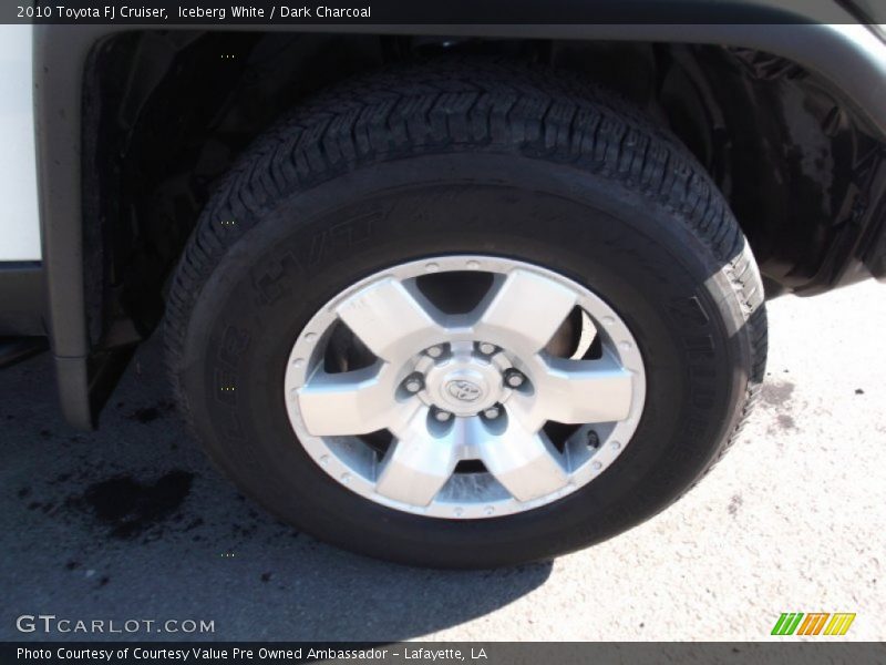 Iceberg White / Dark Charcoal 2010 Toyota FJ Cruiser