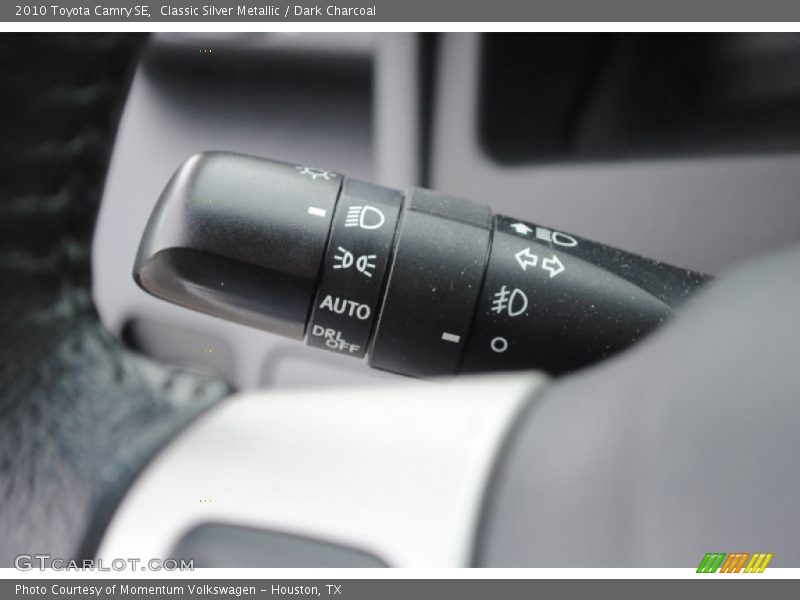 Classic Silver Metallic / Dark Charcoal 2010 Toyota Camry SE