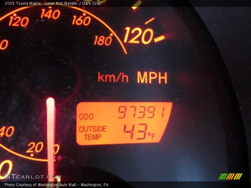Lunar Mist Metallic / Dark Gray 2003 Toyota Matrix