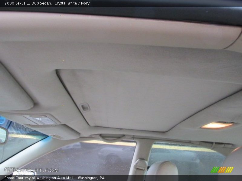 Crystal White / Ivory 2000 Lexus ES 300 Sedan