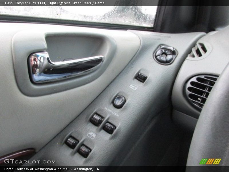 Controls of 1999 Cirrus LXi