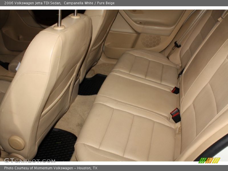 Campanella White / Pure Beige 2006 Volkswagen Jetta TDI Sedan