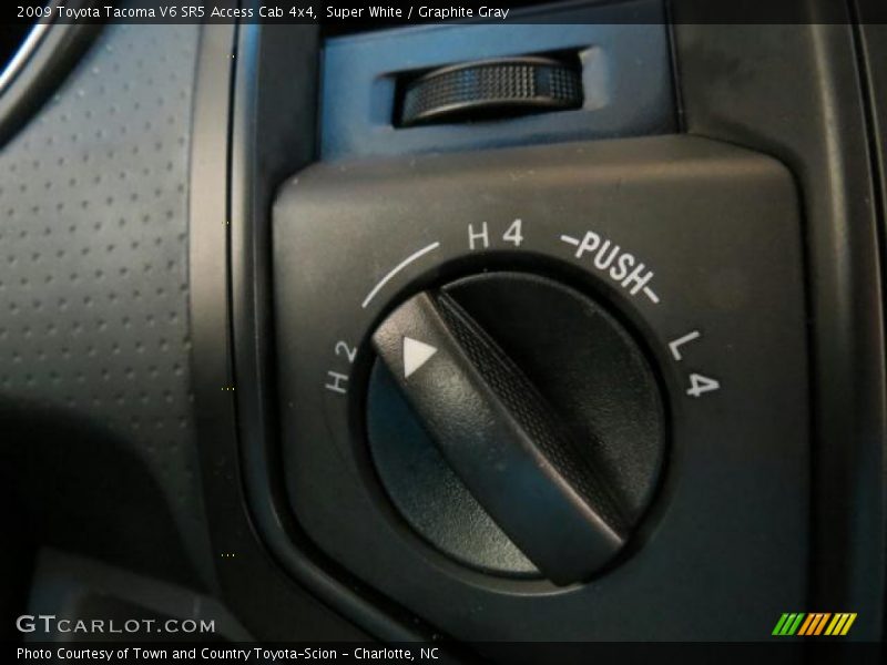 Super White / Graphite Gray 2009 Toyota Tacoma V6 SR5 Access Cab 4x4