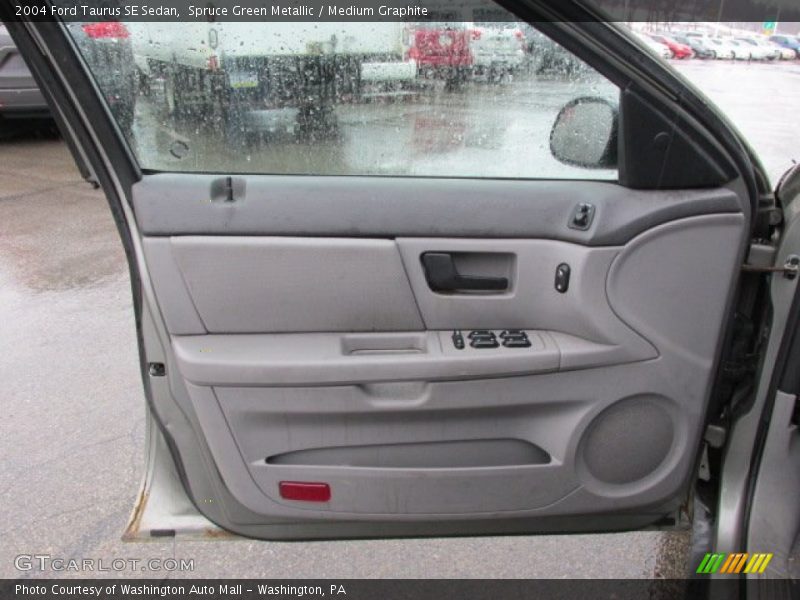 Spruce Green Metallic / Medium Graphite 2004 Ford Taurus SE Sedan