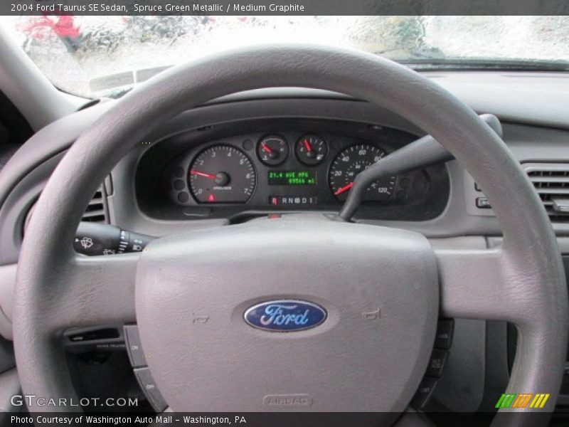 Spruce Green Metallic / Medium Graphite 2004 Ford Taurus SE Sedan