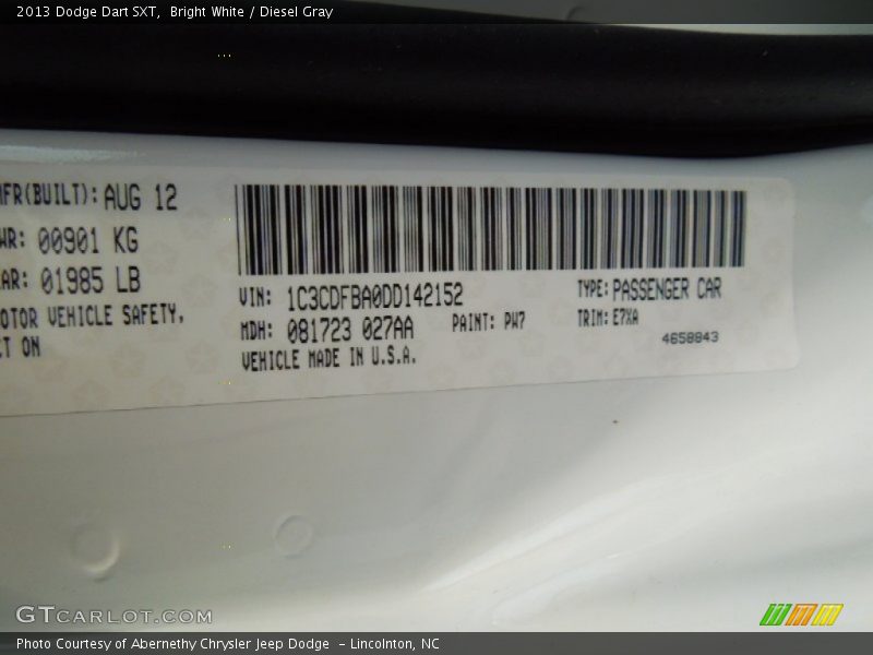 Bright White / Diesel Gray 2013 Dodge Dart SXT