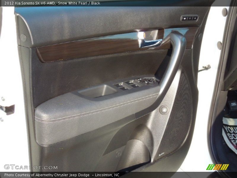 Snow White Pearl / Black 2012 Kia Sorento SX V6 AWD