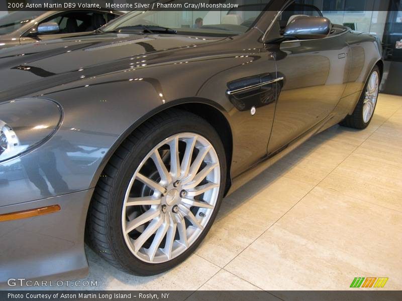 Meteorite Silver / Phantom Gray/Moonshadow 2006 Aston Martin DB9 Volante