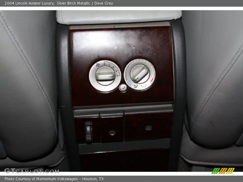 Silver Birch Metallic / Dove Grey 2004 Lincoln Aviator Luxury