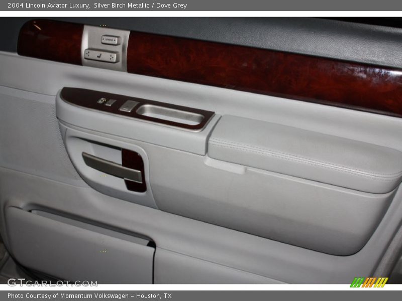 Silver Birch Metallic / Dove Grey 2004 Lincoln Aviator Luxury