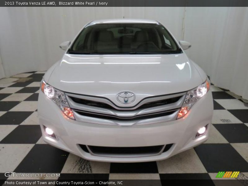 Blizzard White Pearl / Ivory 2013 Toyota Venza LE AWD