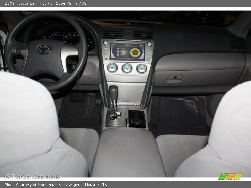Super White / Ash 2009 Toyota Camry LE V6