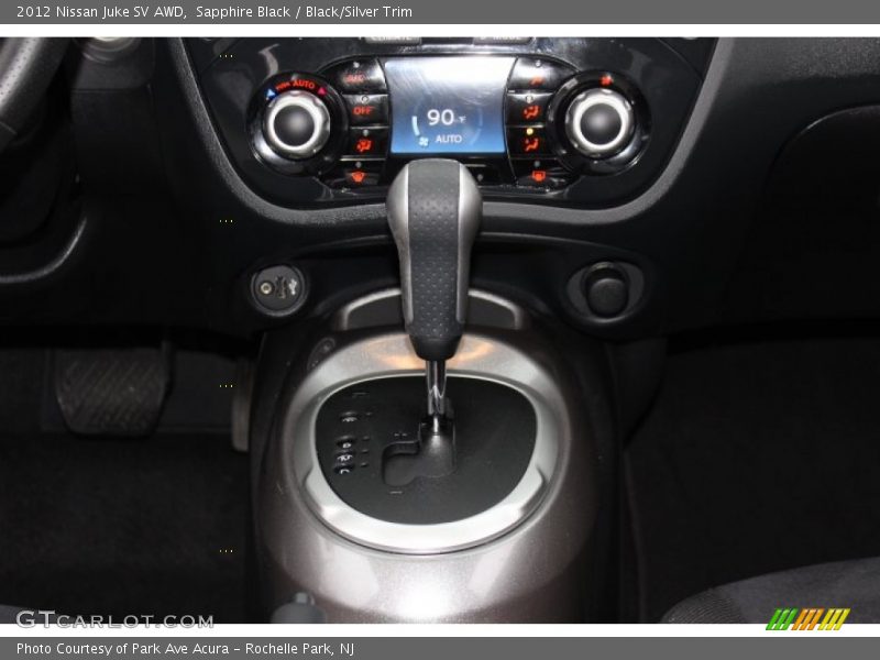 Sapphire Black / Black/Silver Trim 2012 Nissan Juke SV AWD