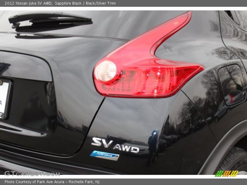 Sapphire Black / Black/Silver Trim 2012 Nissan Juke SV AWD