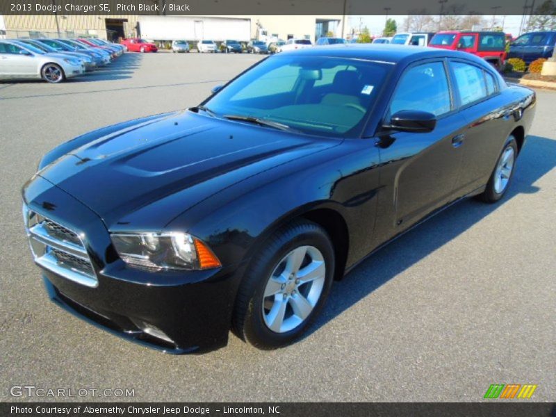 Pitch Black / Black 2013 Dodge Charger SE