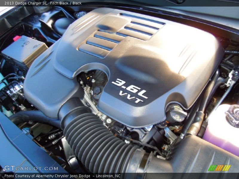 Pitch Black / Black 2013 Dodge Charger SE
