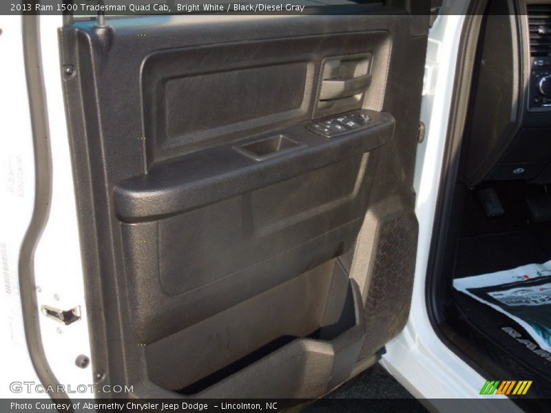 Bright White / Black/Diesel Gray 2013 Ram 1500 Tradesman Quad Cab