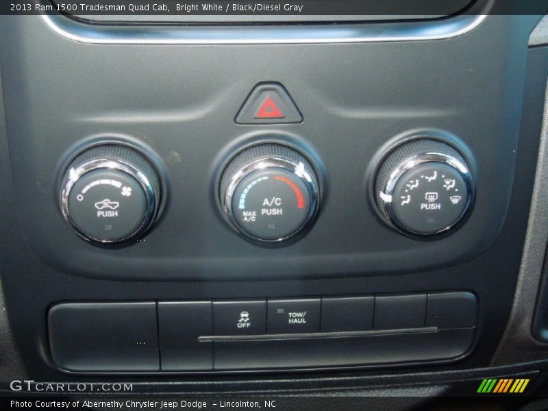 Bright White / Black/Diesel Gray 2013 Ram 1500 Tradesman Quad Cab