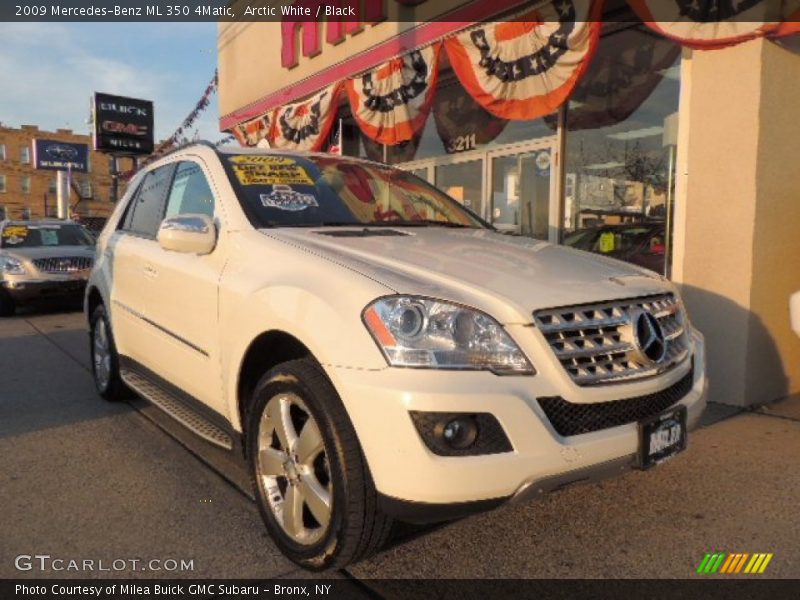 Arctic White / Black 2009 Mercedes-Benz ML 350 4Matic