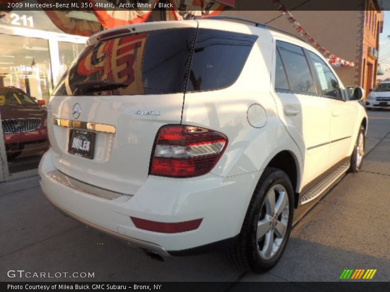 Arctic White / Black 2009 Mercedes-Benz ML 350 4Matic