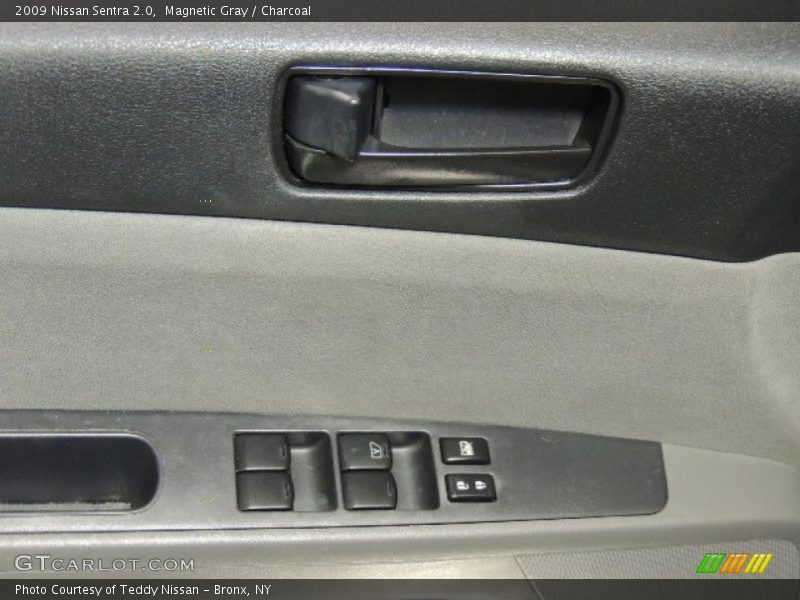 Magnetic Gray / Charcoal 2009 Nissan Sentra 2.0