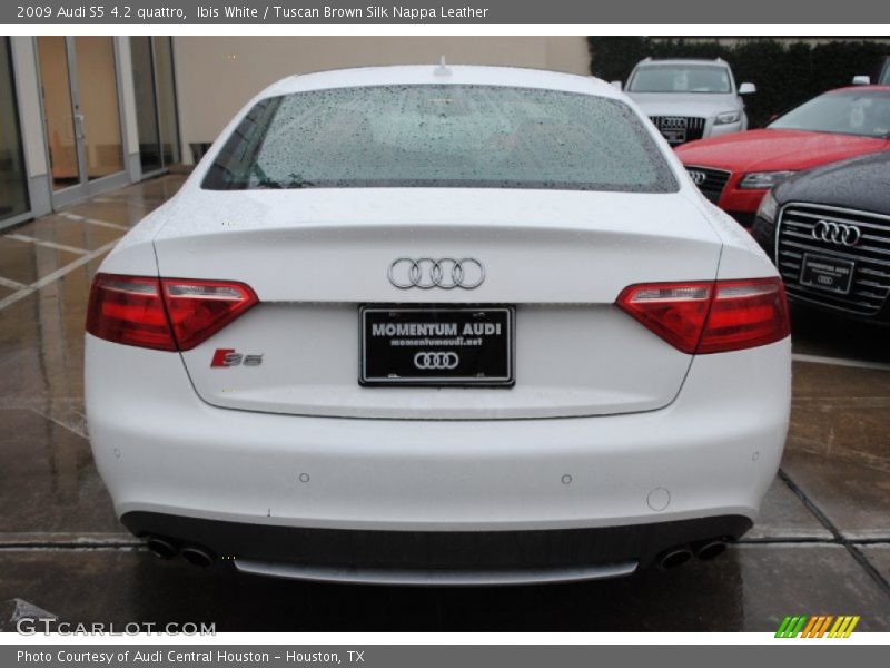 Ibis White / Tuscan Brown Silk Nappa Leather 2009 Audi S5 4.2 quattro