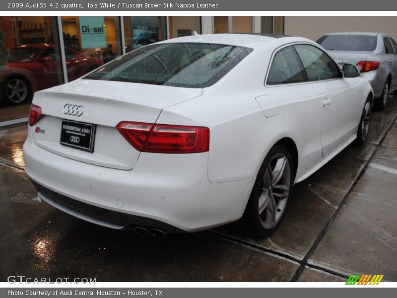 Ibis White / Tuscan Brown Silk Nappa Leather 2009 Audi S5 4.2 quattro
