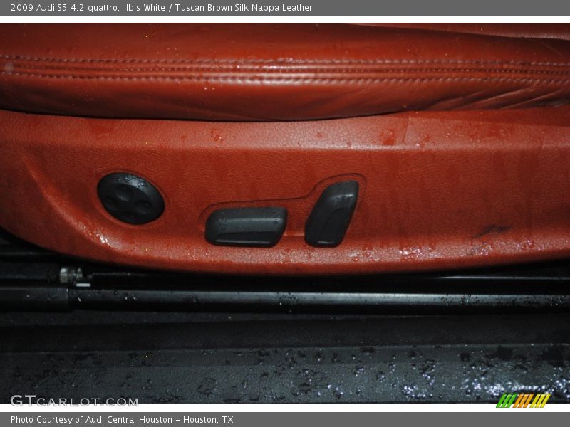 Ibis White / Tuscan Brown Silk Nappa Leather 2009 Audi S5 4.2 quattro