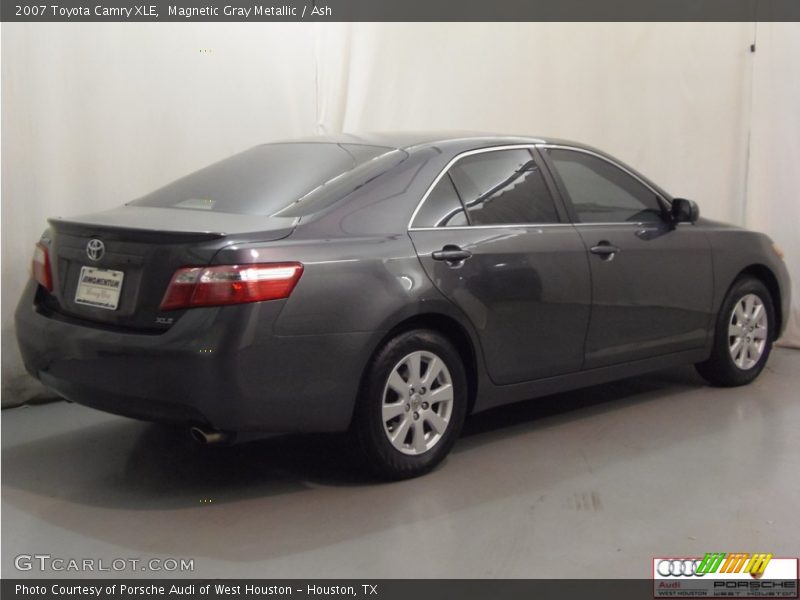 Magnetic Gray Metallic / Ash 2007 Toyota Camry XLE