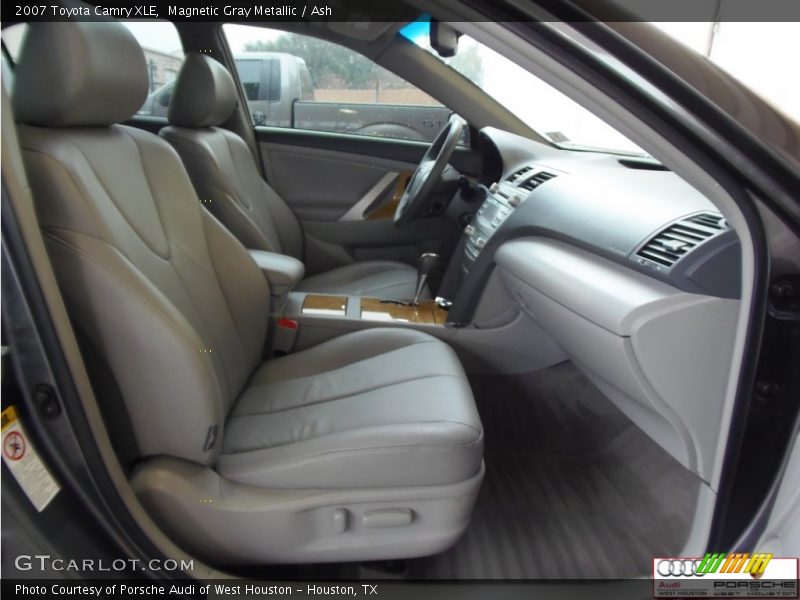Magnetic Gray Metallic / Ash 2007 Toyota Camry XLE