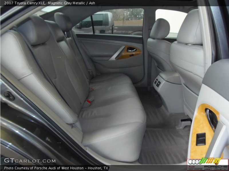 Magnetic Gray Metallic / Ash 2007 Toyota Camry XLE