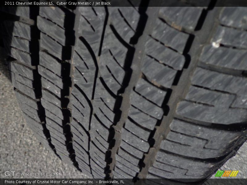 Cyber Gray Metallic / Jet Black 2011 Chevrolet Equinox LS