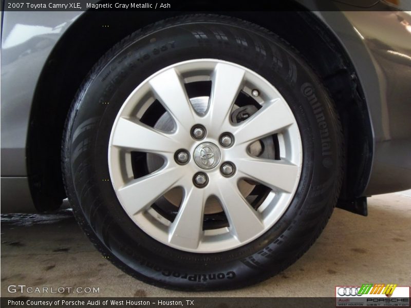 Magnetic Gray Metallic / Ash 2007 Toyota Camry XLE