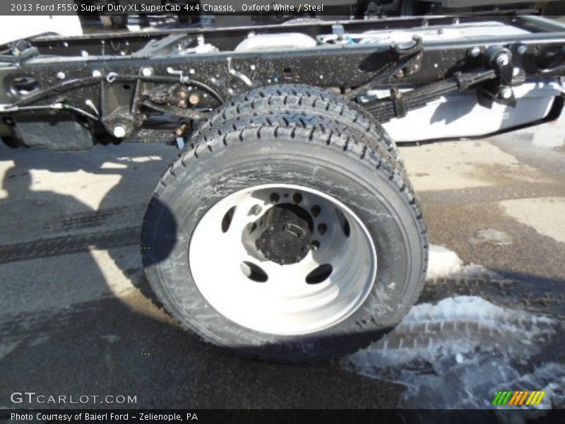 Oxford White / Steel 2013 Ford F550 Super Duty XL SuperCab 4x4 Chassis