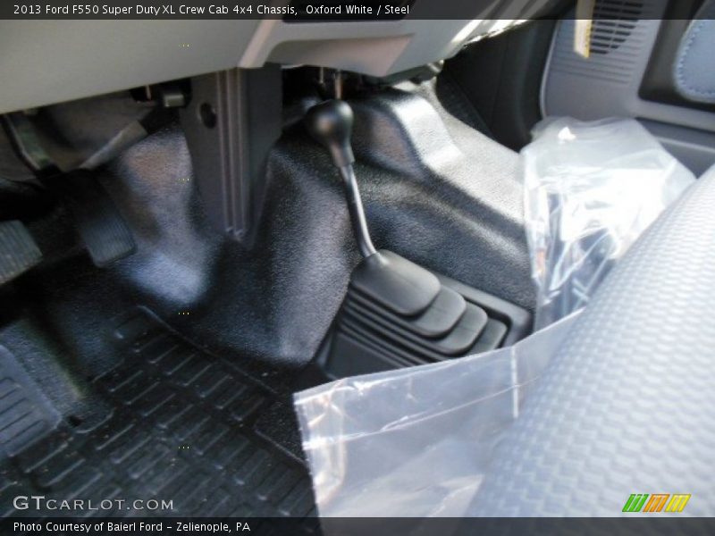 Oxford White / Steel 2013 Ford F550 Super Duty XL Crew Cab 4x4 Chassis