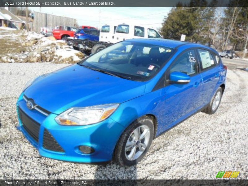 Blue Candy / Charcoal Black 2013 Ford Focus SE Hatchback