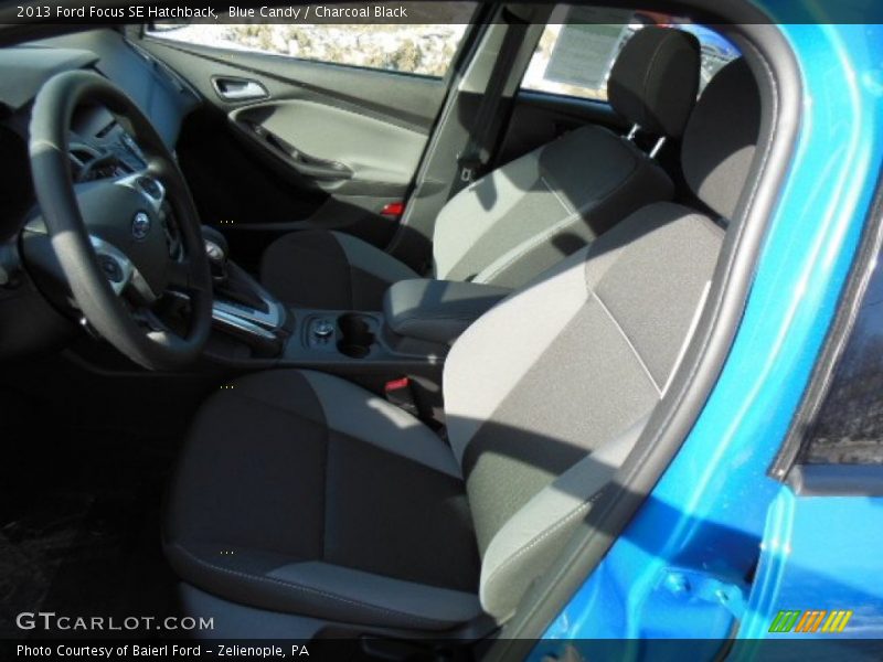 Blue Candy / Charcoal Black 2013 Ford Focus SE Hatchback