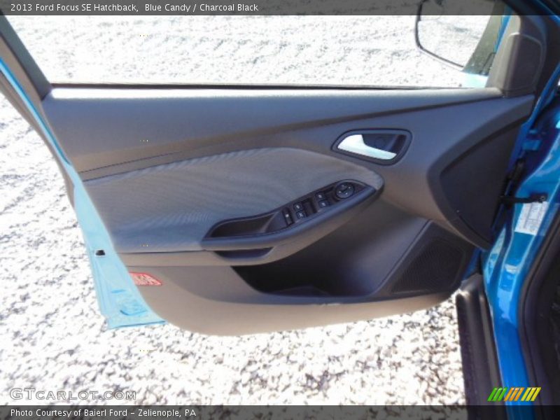 Blue Candy / Charcoal Black 2013 Ford Focus SE Hatchback