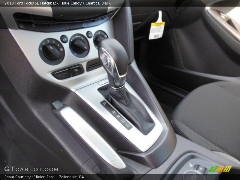 Blue Candy / Charcoal Black 2013 Ford Focus SE Hatchback