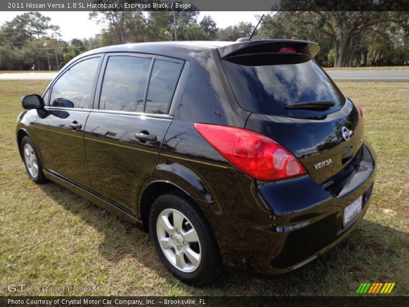 Espresso Black / Beige 2011 Nissan Versa 1.8 SL Hatchback