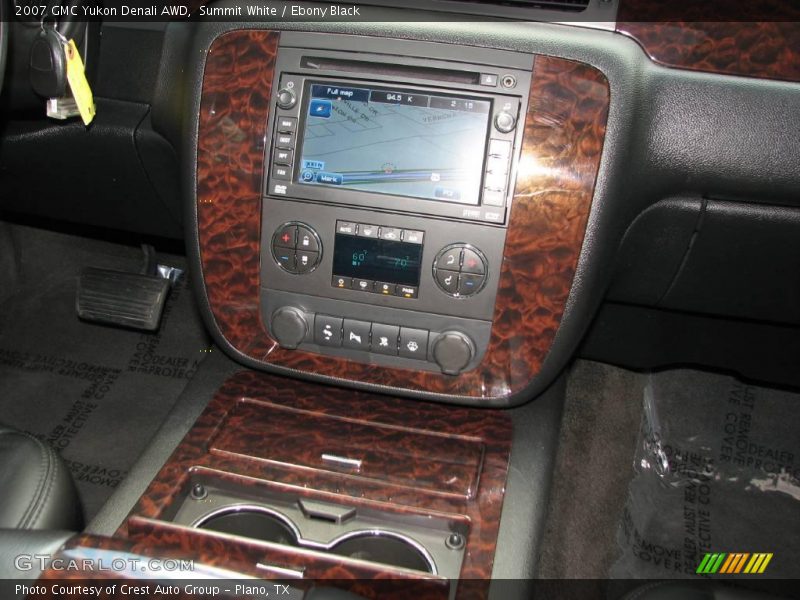 Summit White / Ebony Black 2007 GMC Yukon Denali AWD