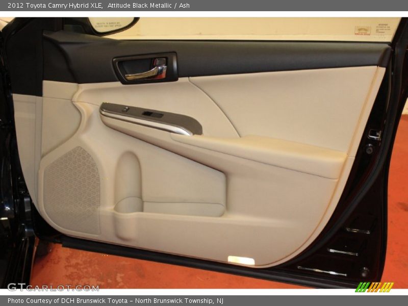 Attitude Black Metallic / Ash 2012 Toyota Camry Hybrid XLE